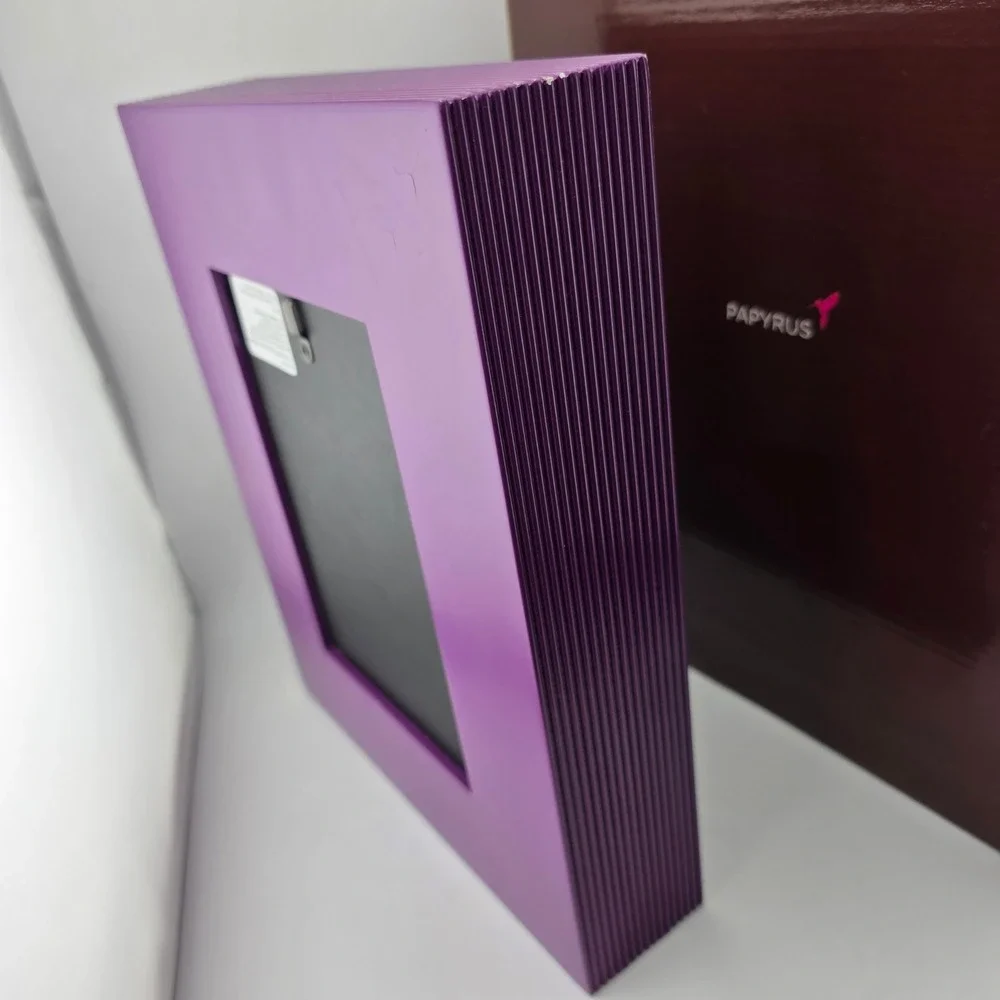 Papyrus Lacquer Photo Frame Unisex 4x6 Amethyst Purple Good Ribbed Edge‎ 561073